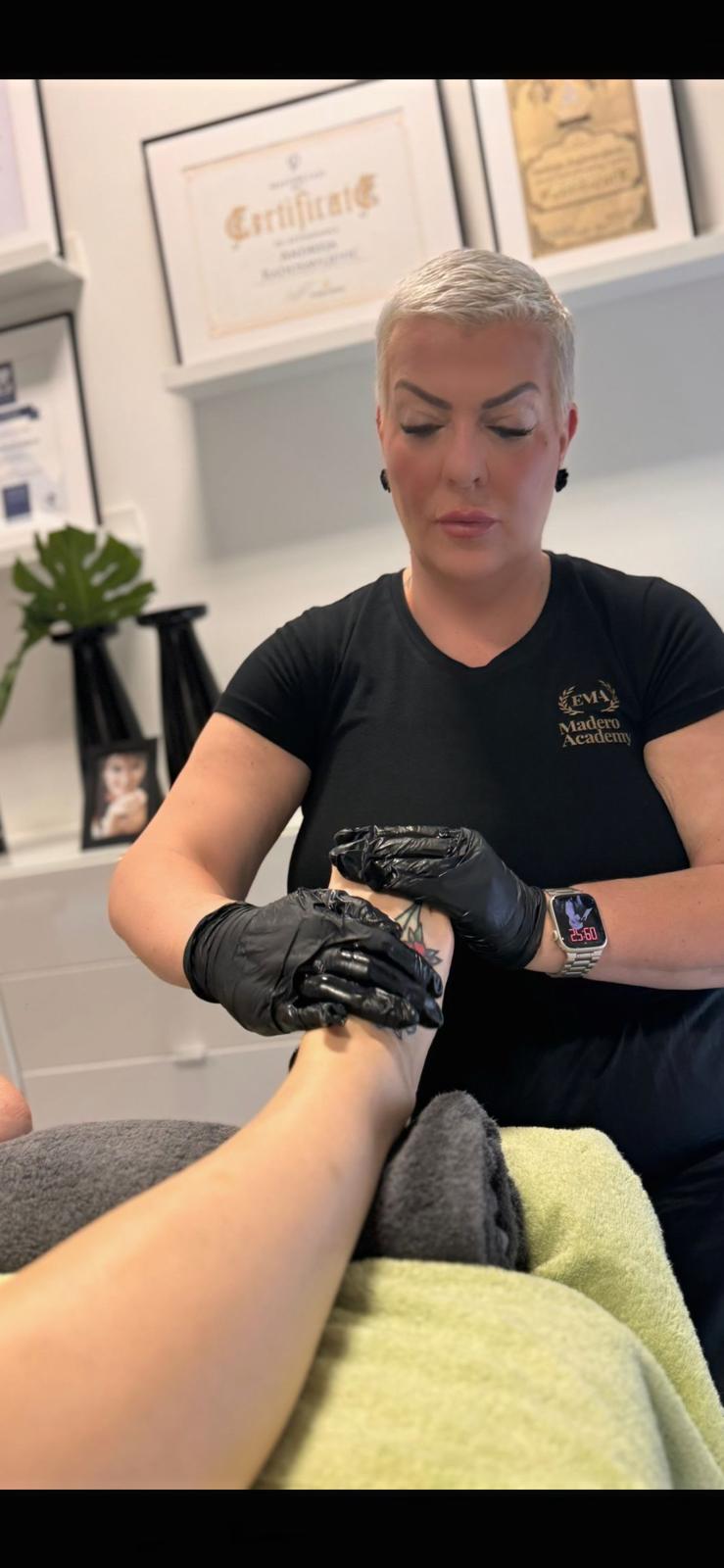 Jenny bei der Madero Foot Behandlung